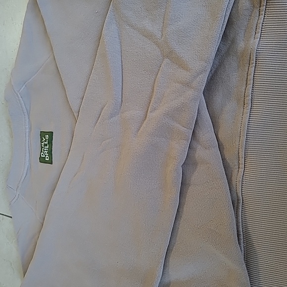 Daily Drills Cropped Crew, Dune, Medium, New - Picture 4 of 11